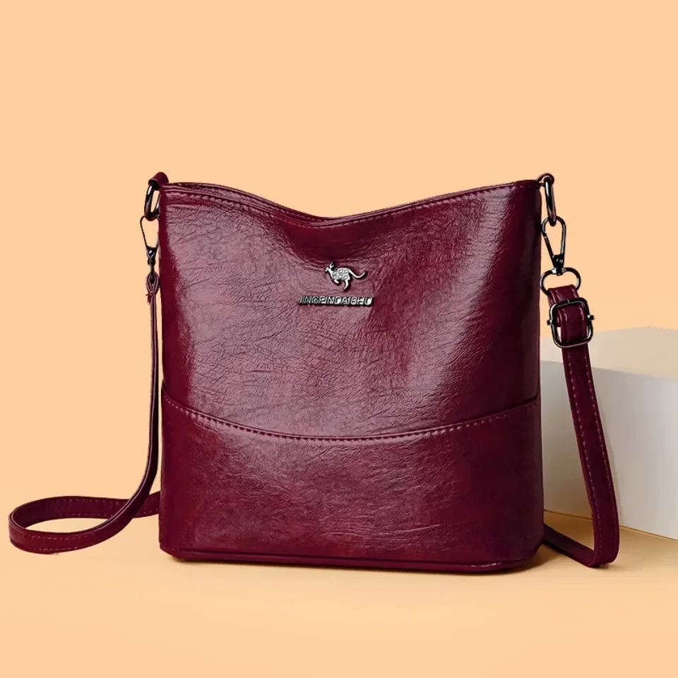 Luxury Bags In Japan - حقيبة كروس ناعمة من جلد البولي