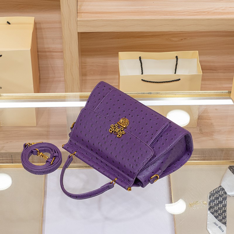 حقيبة يد نسائية سعة كبيرة 2025 - مراجعة Luxury Bags Trend 2025 وسعره