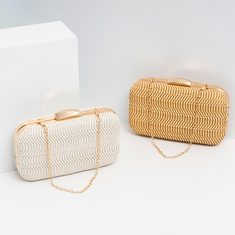حقيبة مخلب الصفراء من القش للن - مراجعة Luxury Bags Yellow وسعره