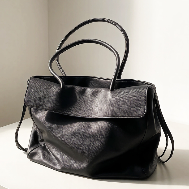 حقيبة كلاسيكية حمل الحقائب للن - مراجعة Luxury Bags Trend 2025 وسعره