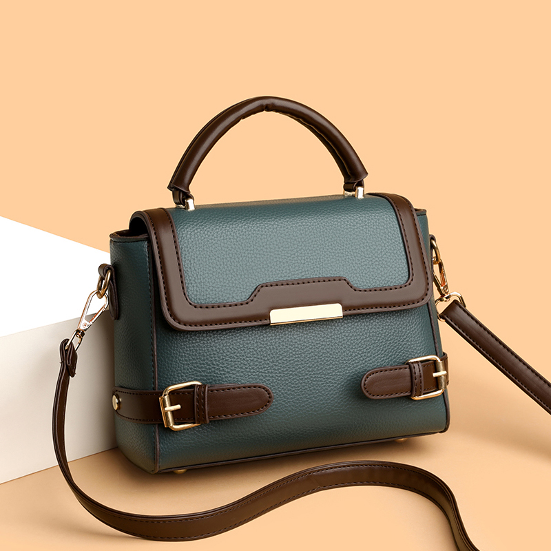 حقيبة يد كلاسيكية من الجلد الص - مراجعة Luxury Bags News وسعره