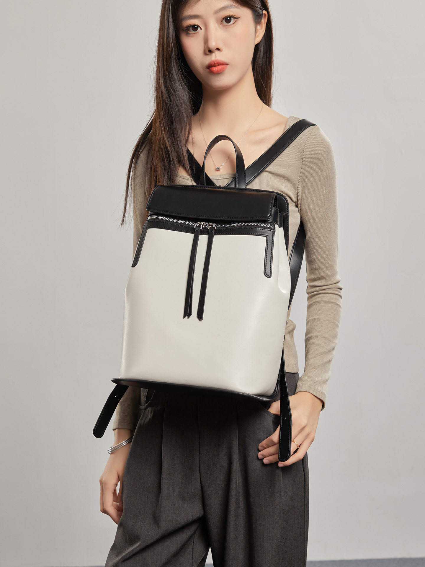 حقائب ظهر نسائية عصرية فاخرة ج - مراجعة Luxury Bags Quality وسعره