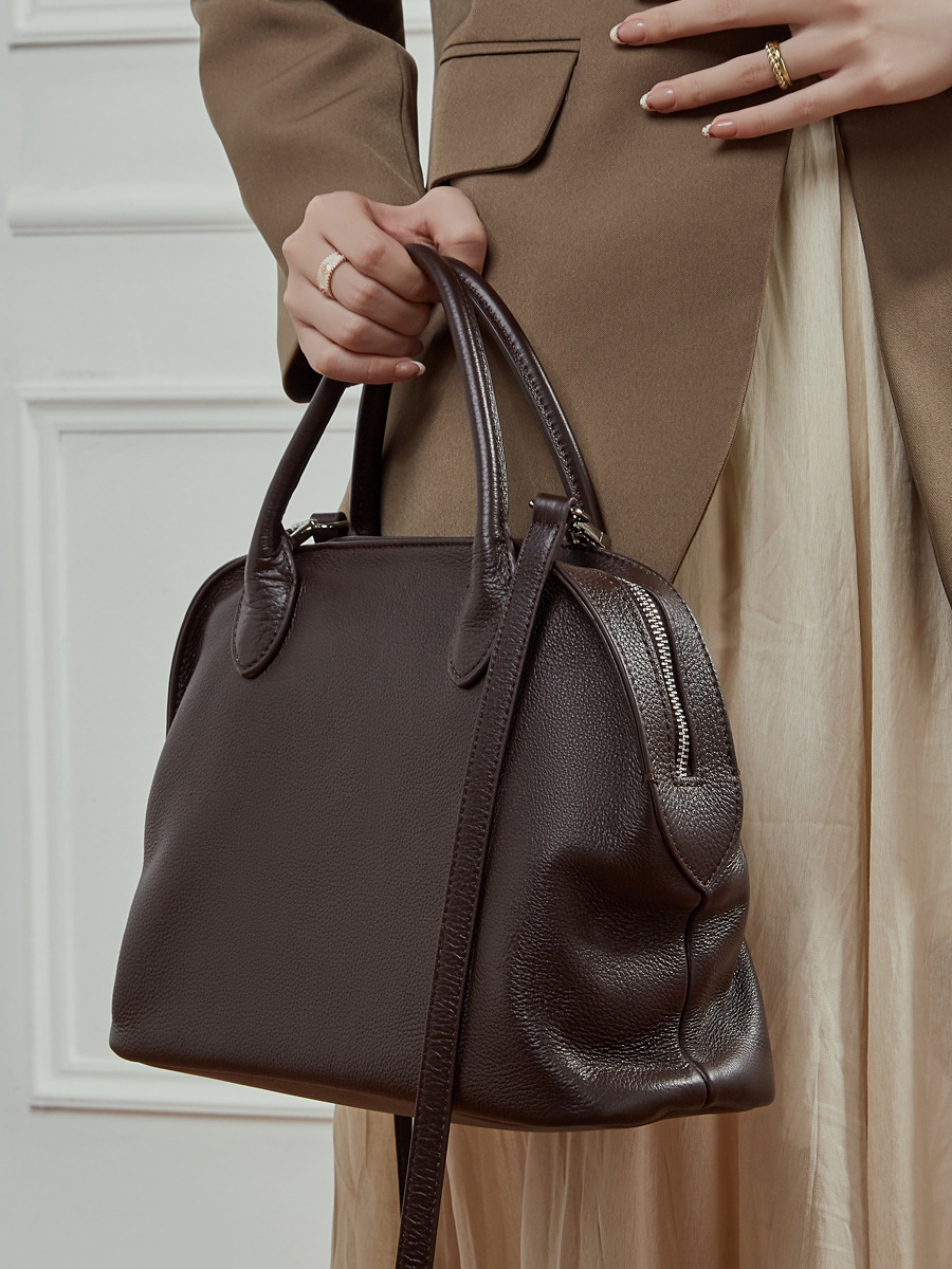حقيبة يد نسائية فاخرة من الجلد - مراجعة Luxury Bags Wholesale وسعره