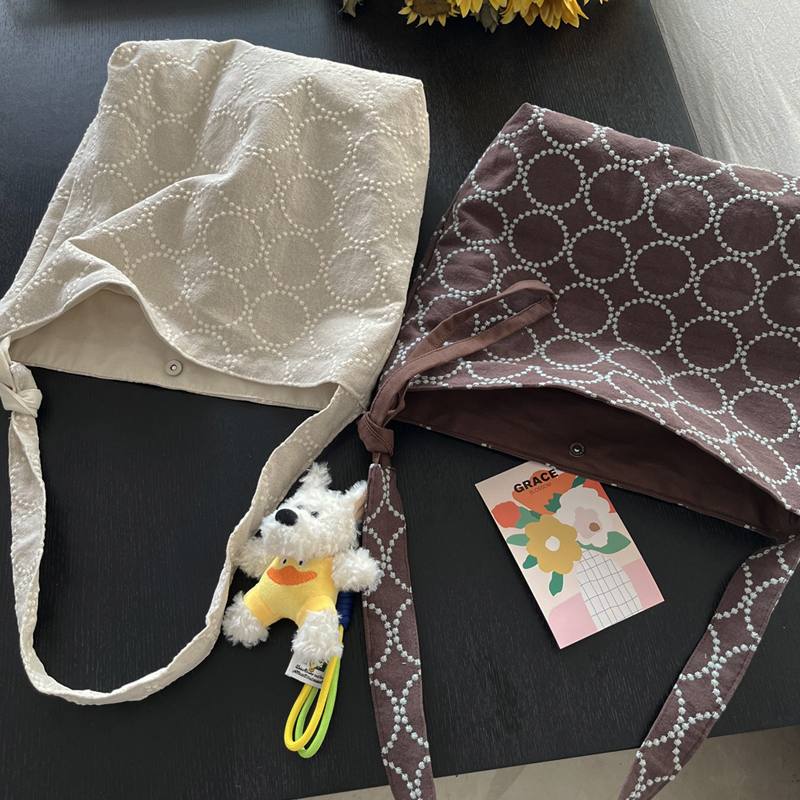 حقائب يد نسائية أنيقة بتصميم ي - مراجعة Luxury Bags In Japan وسعره
